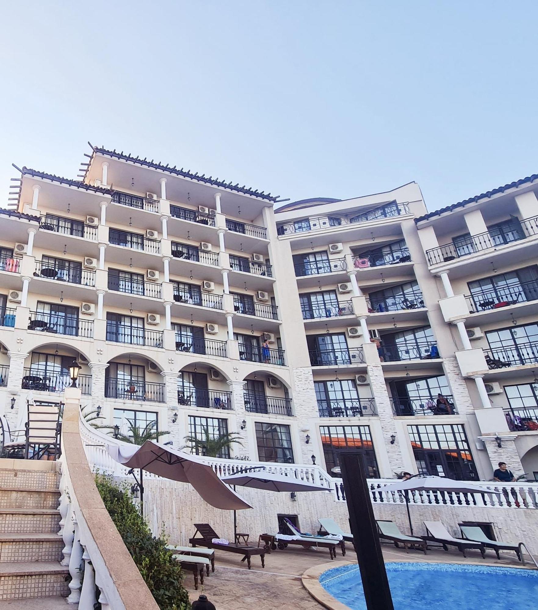 Apartment Almi - The Cliff Obzor Exteriér fotografie