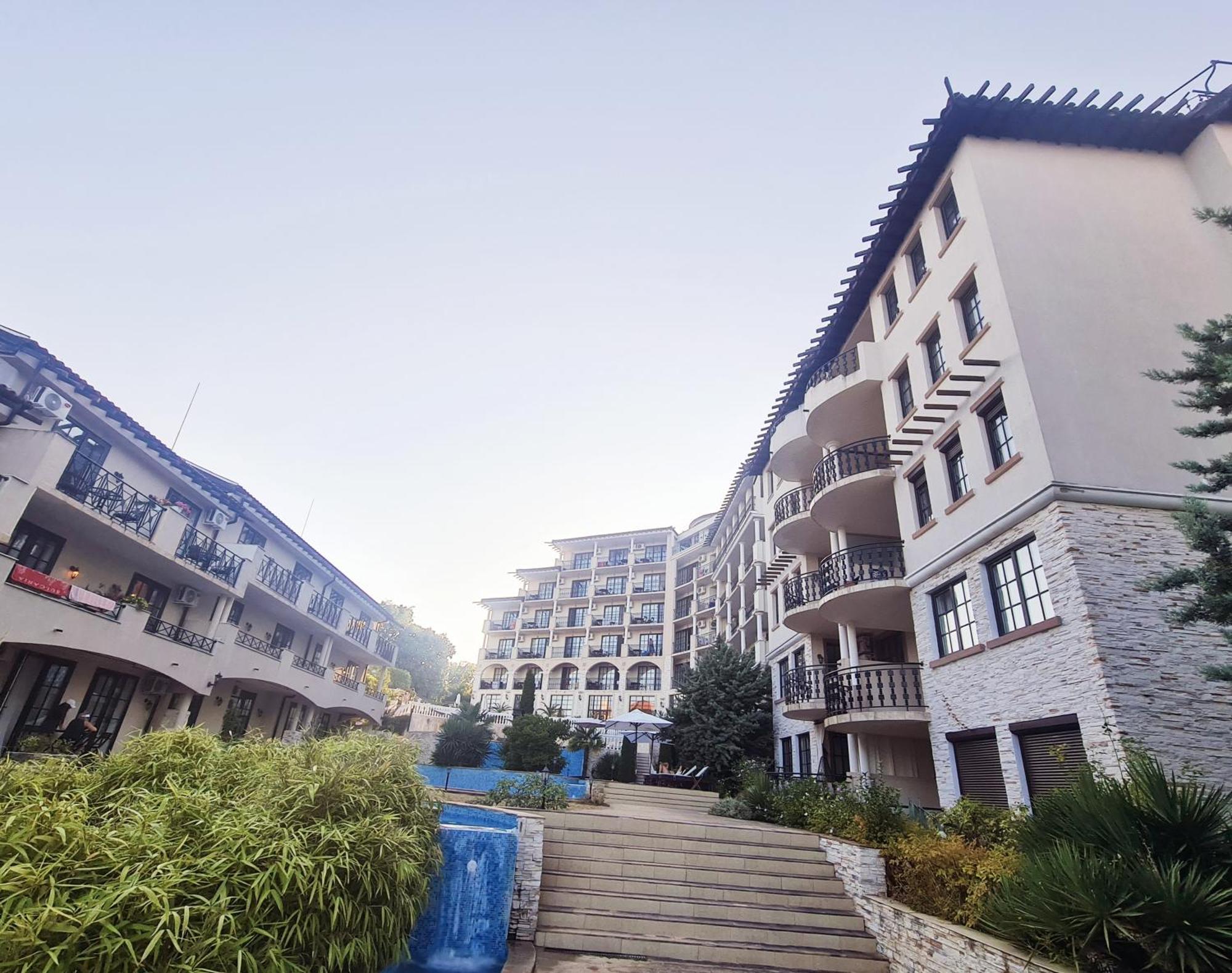 Apartment Almi - The Cliff Obzor Exteriér fotografie